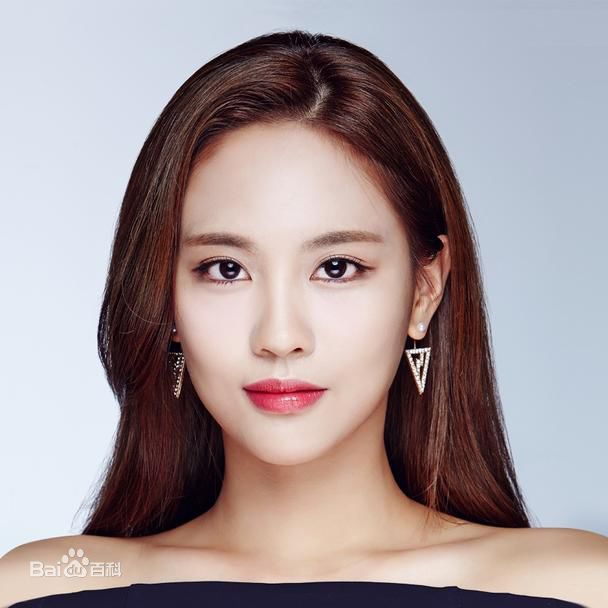 最新王霏霏(Fei)性感图片