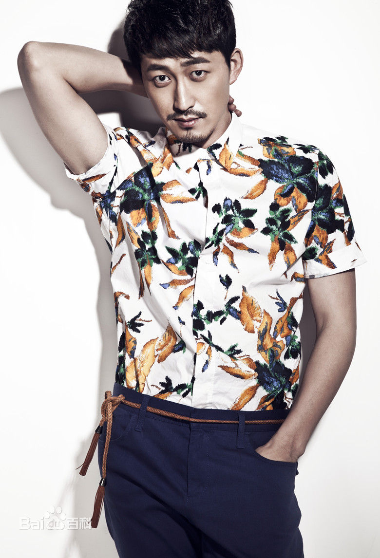 最新孙晨耀性感图片