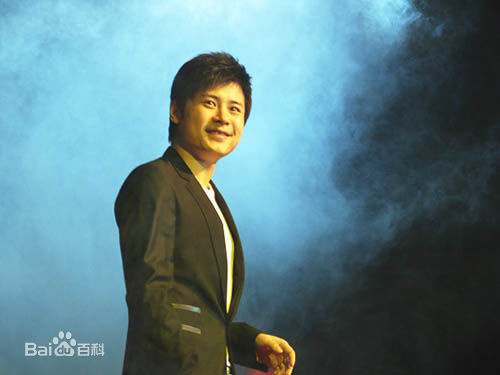 伊扬现场照片素颜照相册