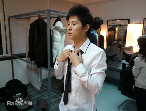 伊扬现场照片素颜照相册