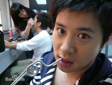 伊扬现场照片素颜照相册