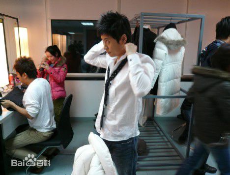 伊扬现场照片素颜照相册