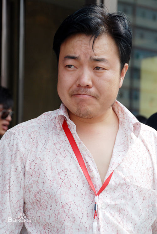 最新韩三明性感图片