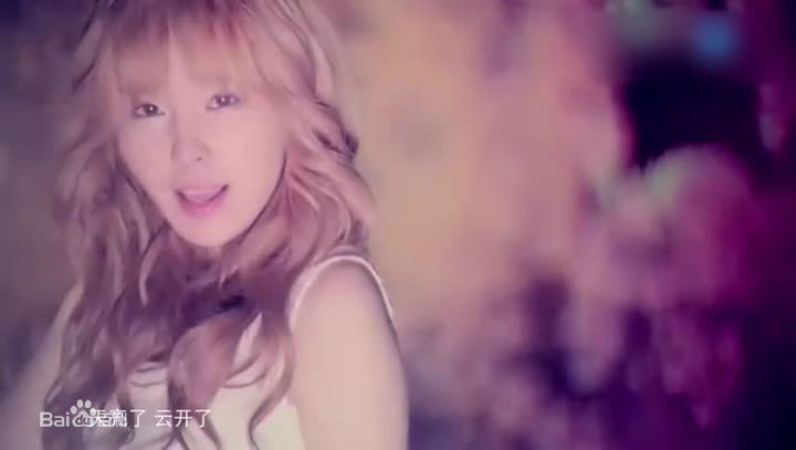 精选许艺娜(Nana)在《想要爱》MV中的图册