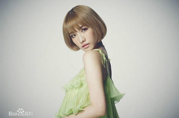 最新莫龙丹(Eleven)性感图片