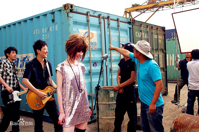 王鸣飞(Fay)宠儿 　金陵十三钗壁纸壁纸