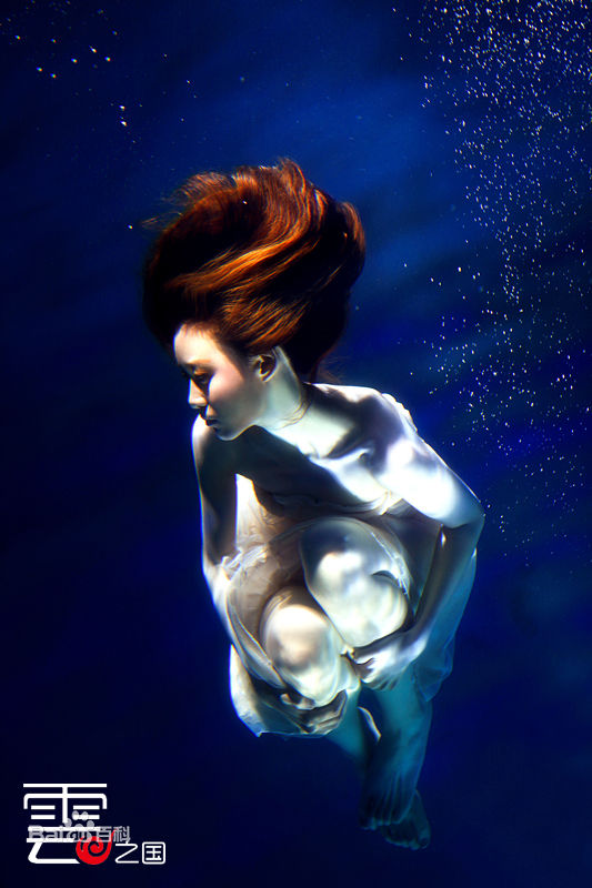 最新王鸣飞(Fay)在电影《梦幻岛》（曾用名《海澜》）中的图集