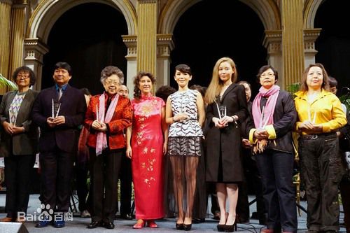 王鸣飞(Fay)电影节颁奖现场图集素颜照相册