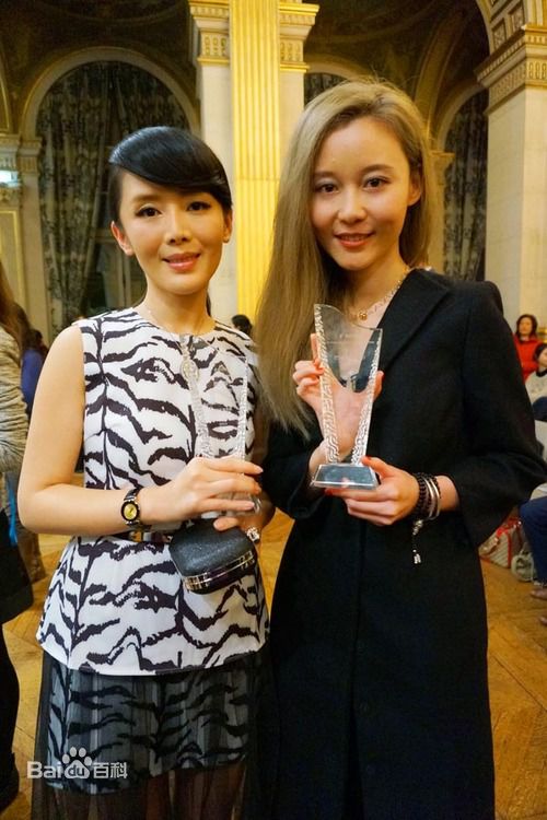 王鸣飞(Fay)电影节颁奖现场图集素颜照相册