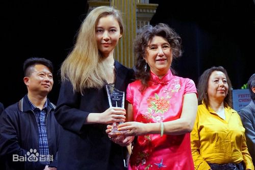 王鸣飞(Fay)电影节颁奖现场图集素颜照相册