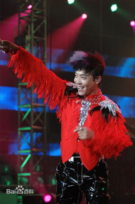 黑龙2018演唱会生活照