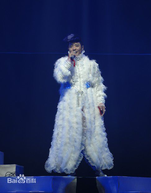 黑龙2018演唱会生活照