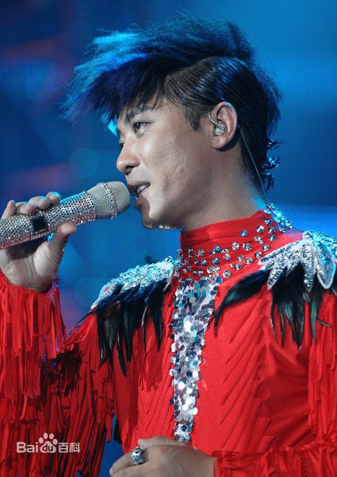 黑龙2018演唱会生活照