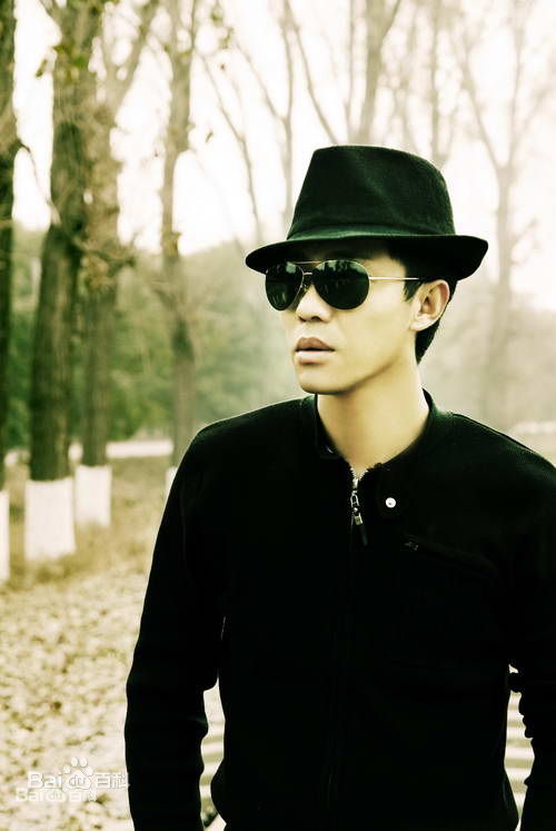 黑龙2018演唱会生活照