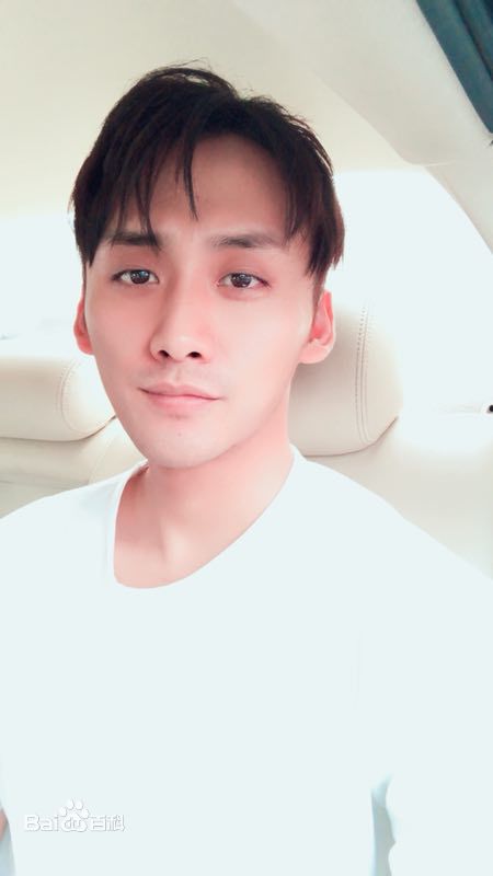 高清罗彬性感图片