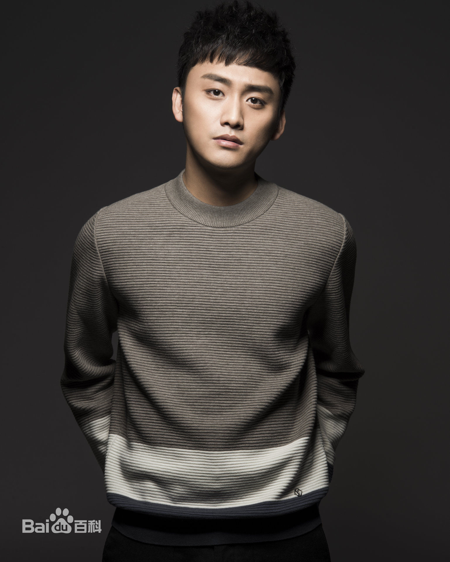 高清罗彬性感图片