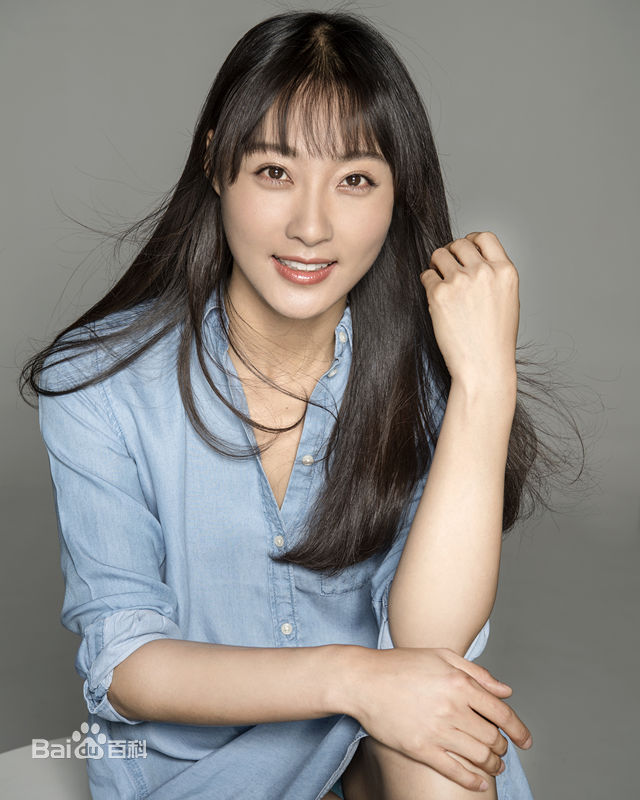 储小蕾形象照素颜照相册