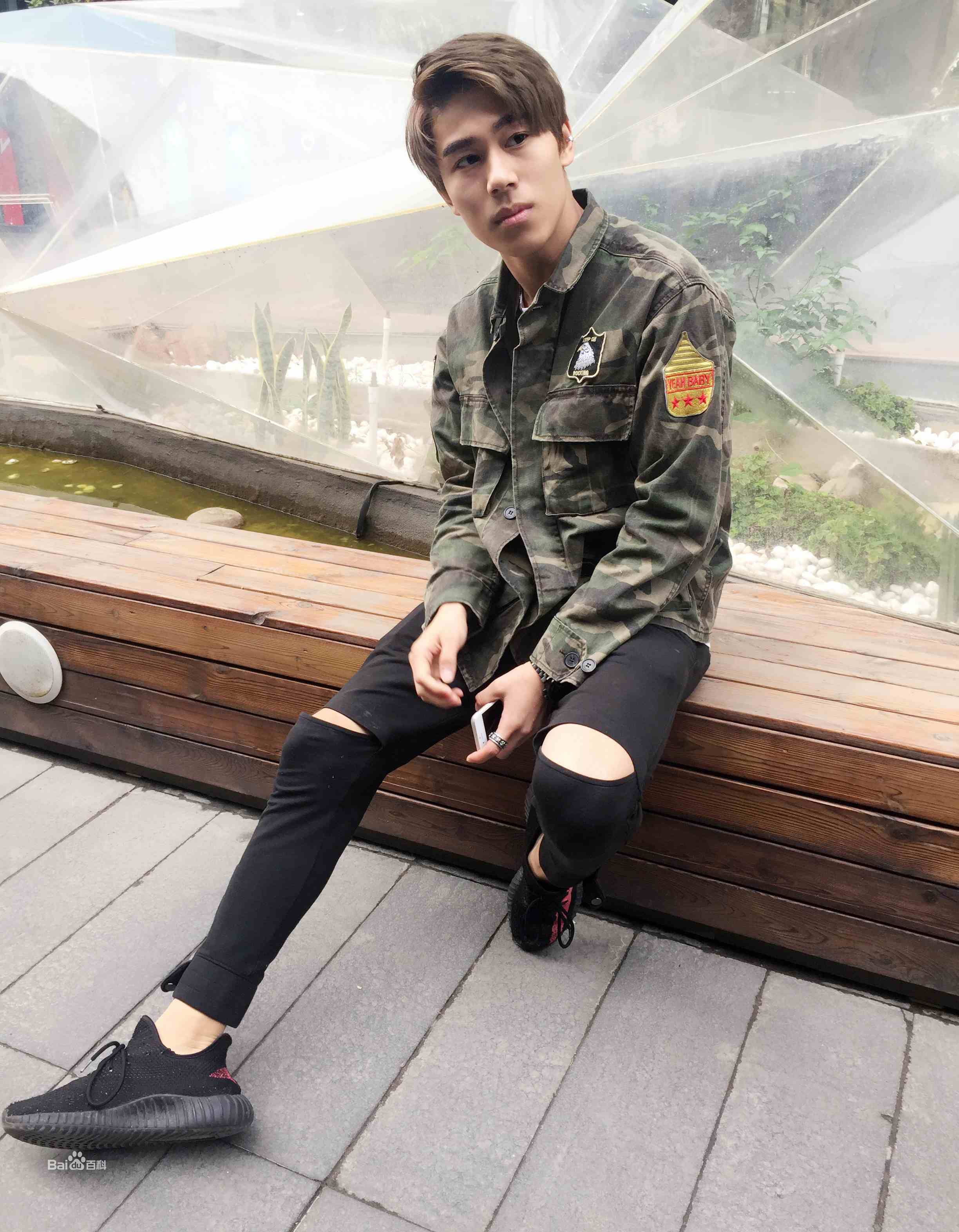 聂闻远生活照生活照