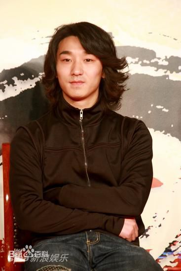 刘峰超参加活动的照片图片图集