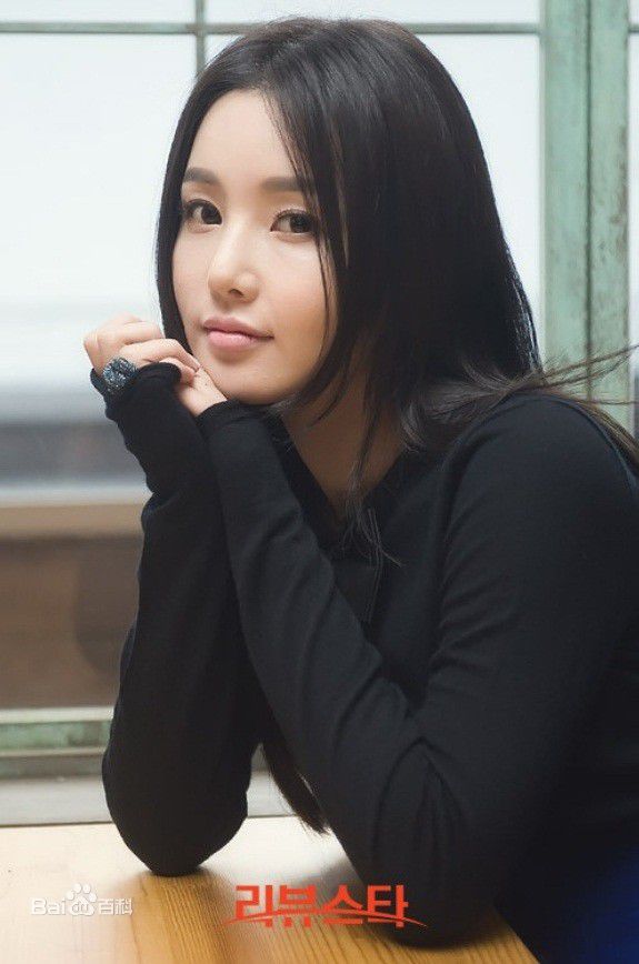 南奎丽(Nam Gyuri)最全杂志壁纸