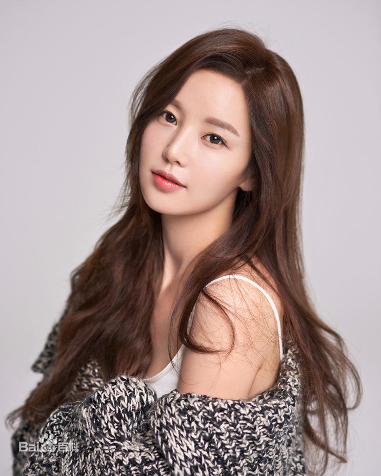 南奎丽(Nam Gyuri)最全杂志壁纸