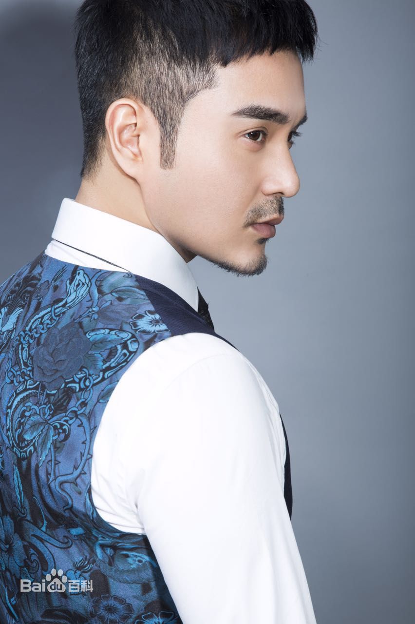 王铭铎(Aaron)最全绅士壁纸