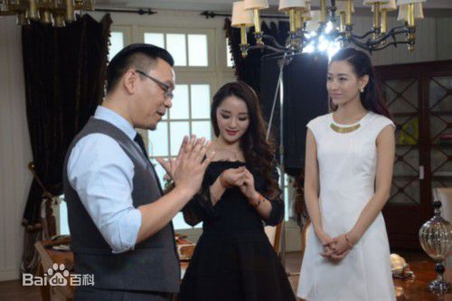 雷明教授生活照