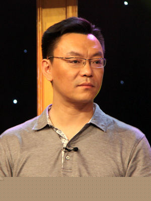 雷明教授生活照