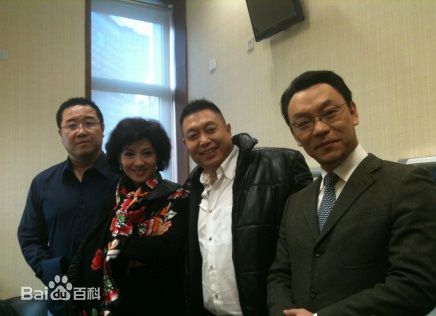 雷明教授生活照