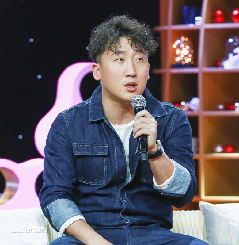 李思博活动图生活照