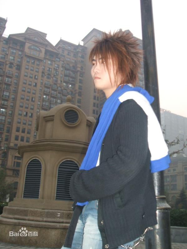 李霖生活照性感图片壁纸