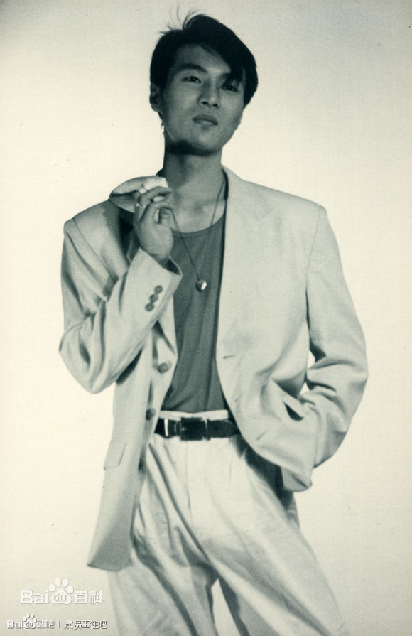 王往(Solo)照片肖像图册