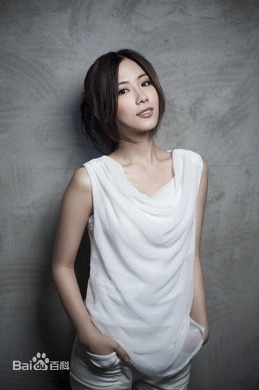 安唯绫前后照片