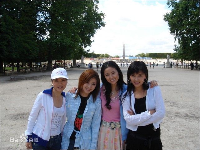 丁文琪(KIKI)生活照前后照片