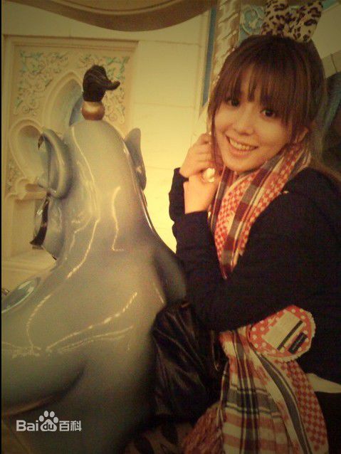 丁文琪(KIKI)生活照前后照片