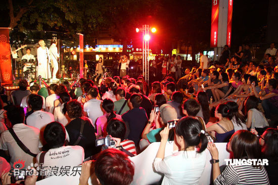 丁文琪(KIKI)演艺照图册