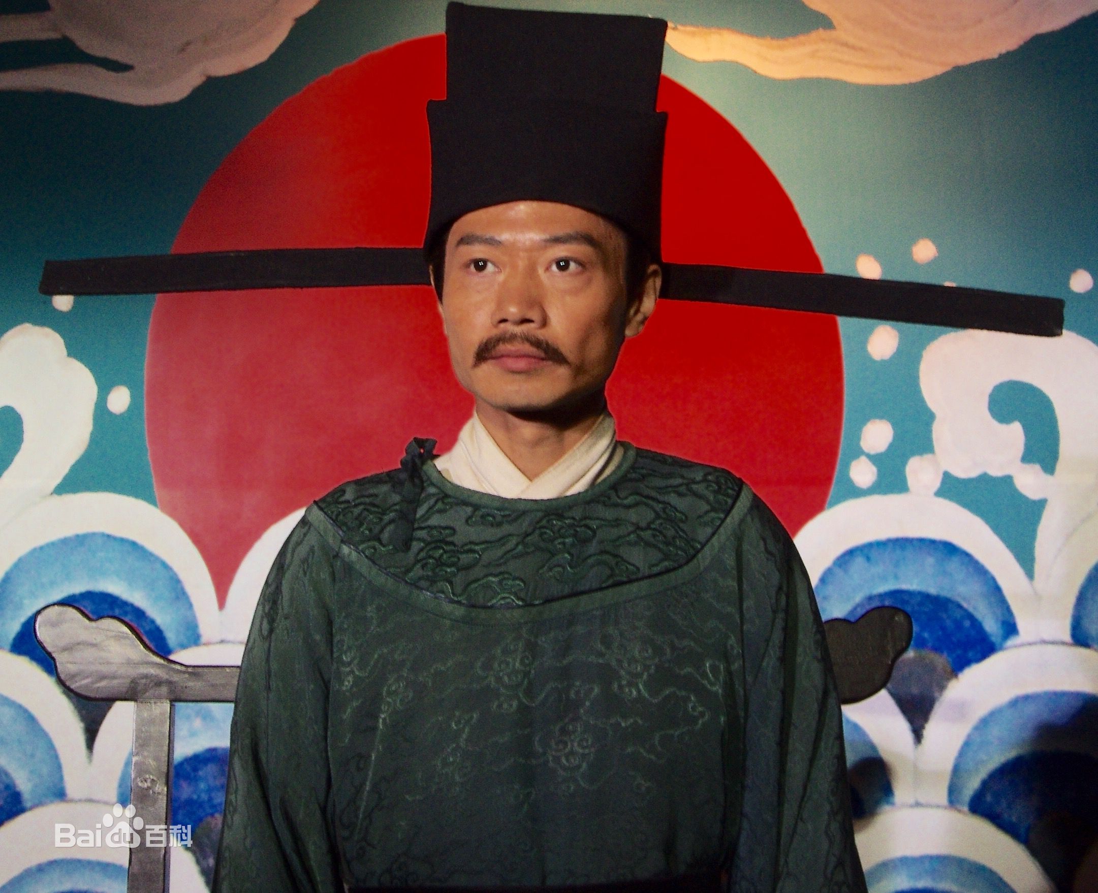 何强我的图册图册