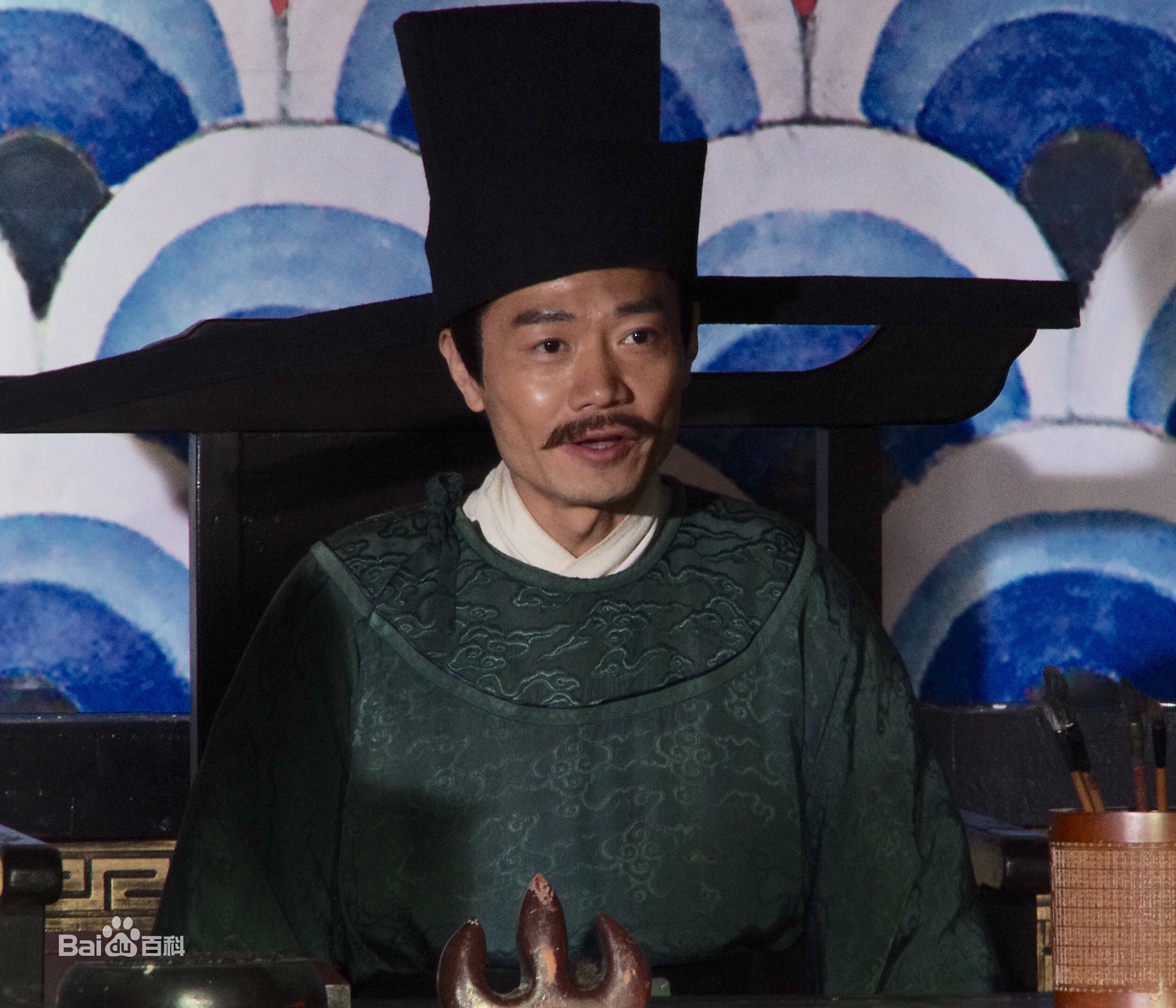 何强我的图册图册