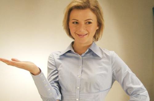 精选爱华(Charlotte MacInnis)