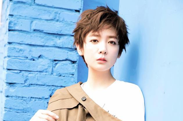 最新崔波(Amber)壁纸