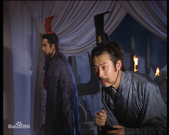 邓晓光饰演的袁谭素颜照相册