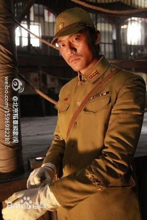 最新刘俊孝(Dean)在2012年《向着炮火前进》饰演川上弘一中的壁纸