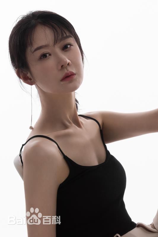 田璐菡(Tina)最新壁纸