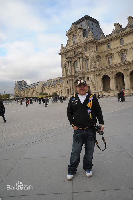 王鹤鸣生活照图片图册