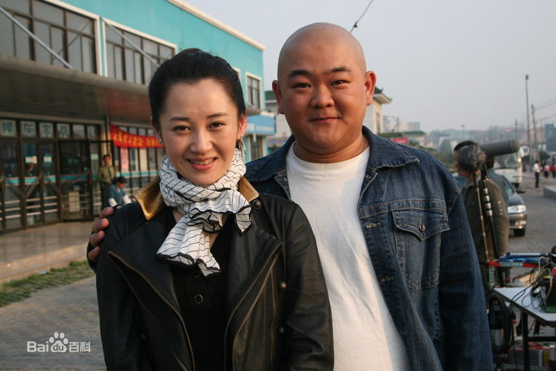 王鹤鸣生活照图片图册