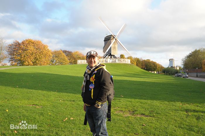 王鹤鸣生活照图片图册