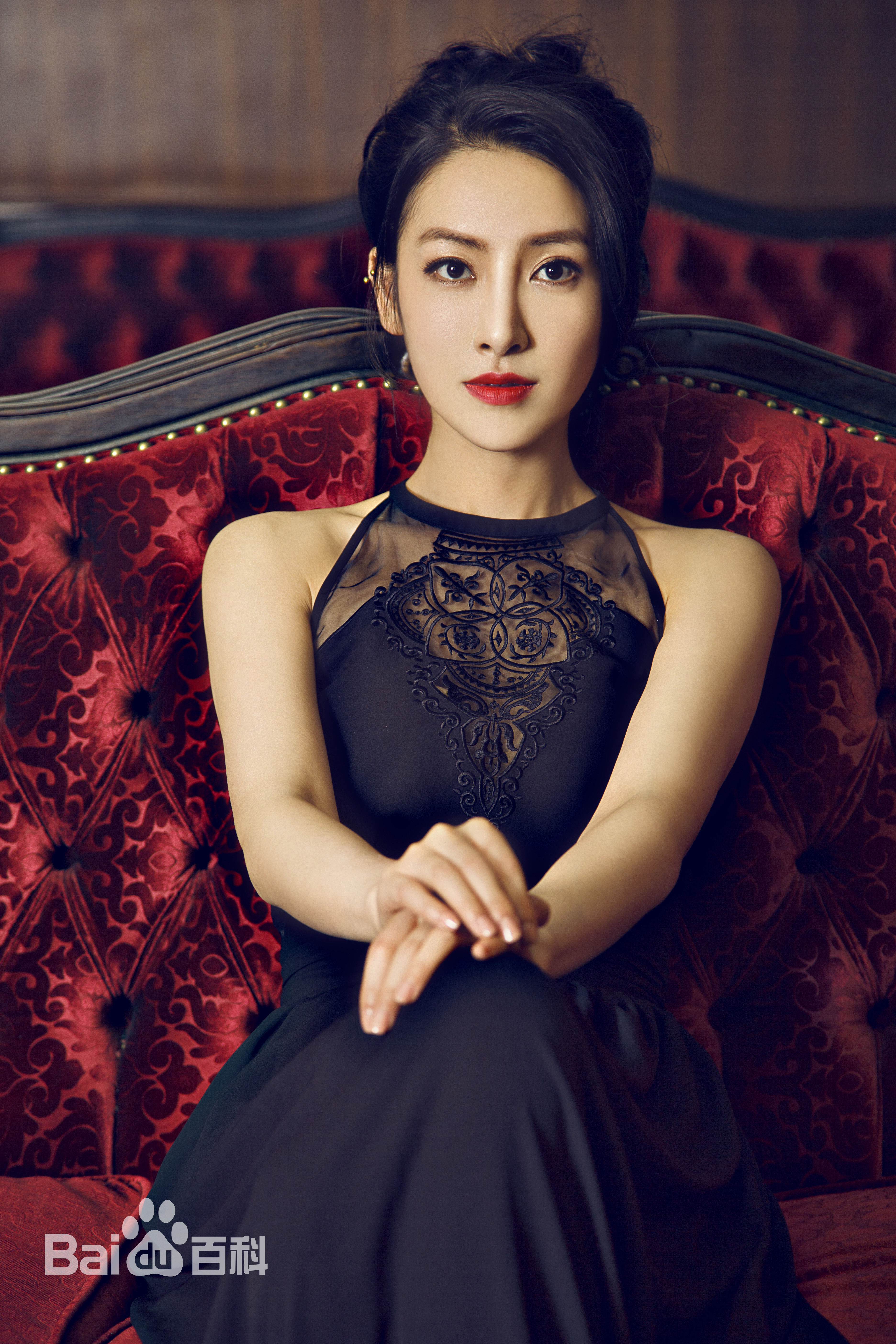 杨卿(Yoki)精选最新图册