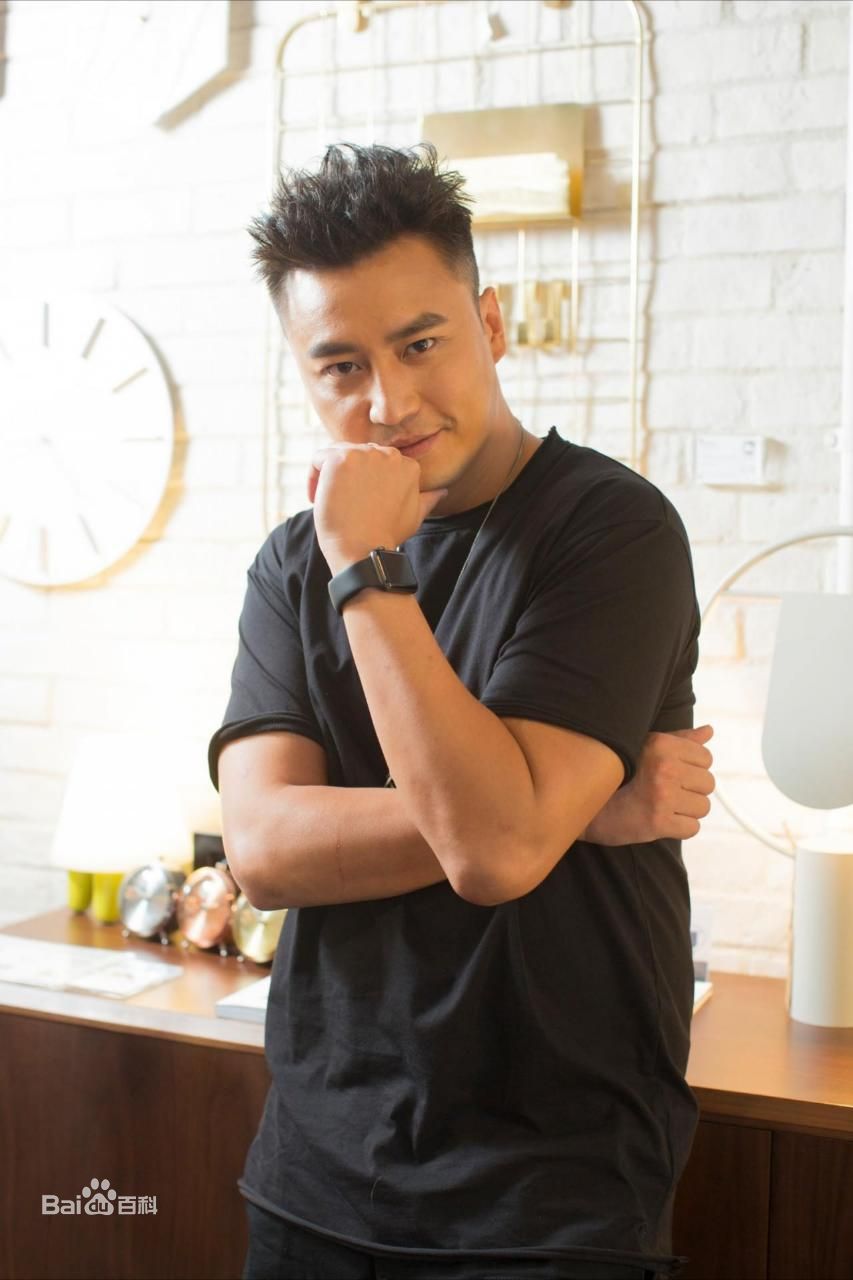 张建声(Justin) 生活照素颜照相册