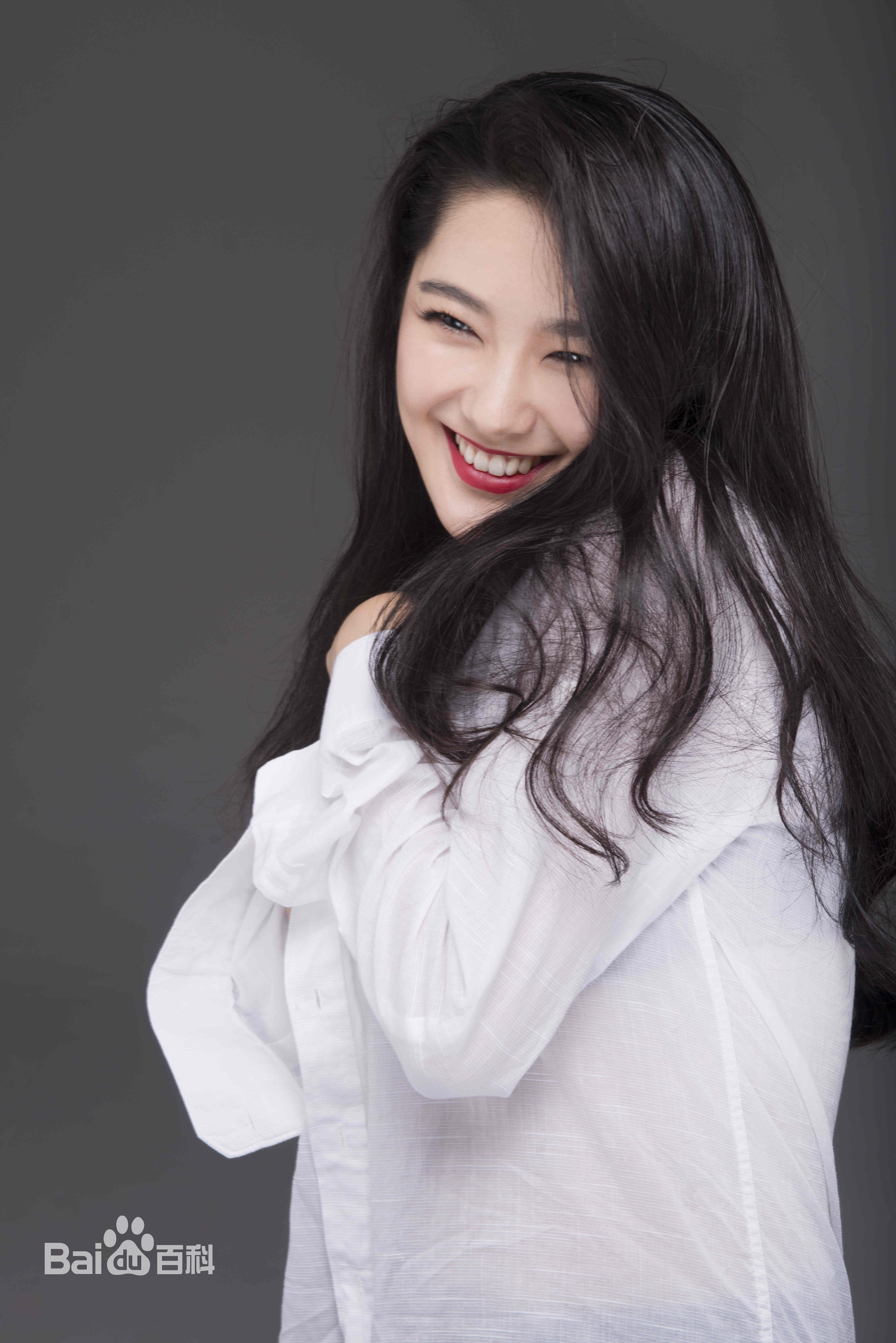 甄琪照片性感图片图集