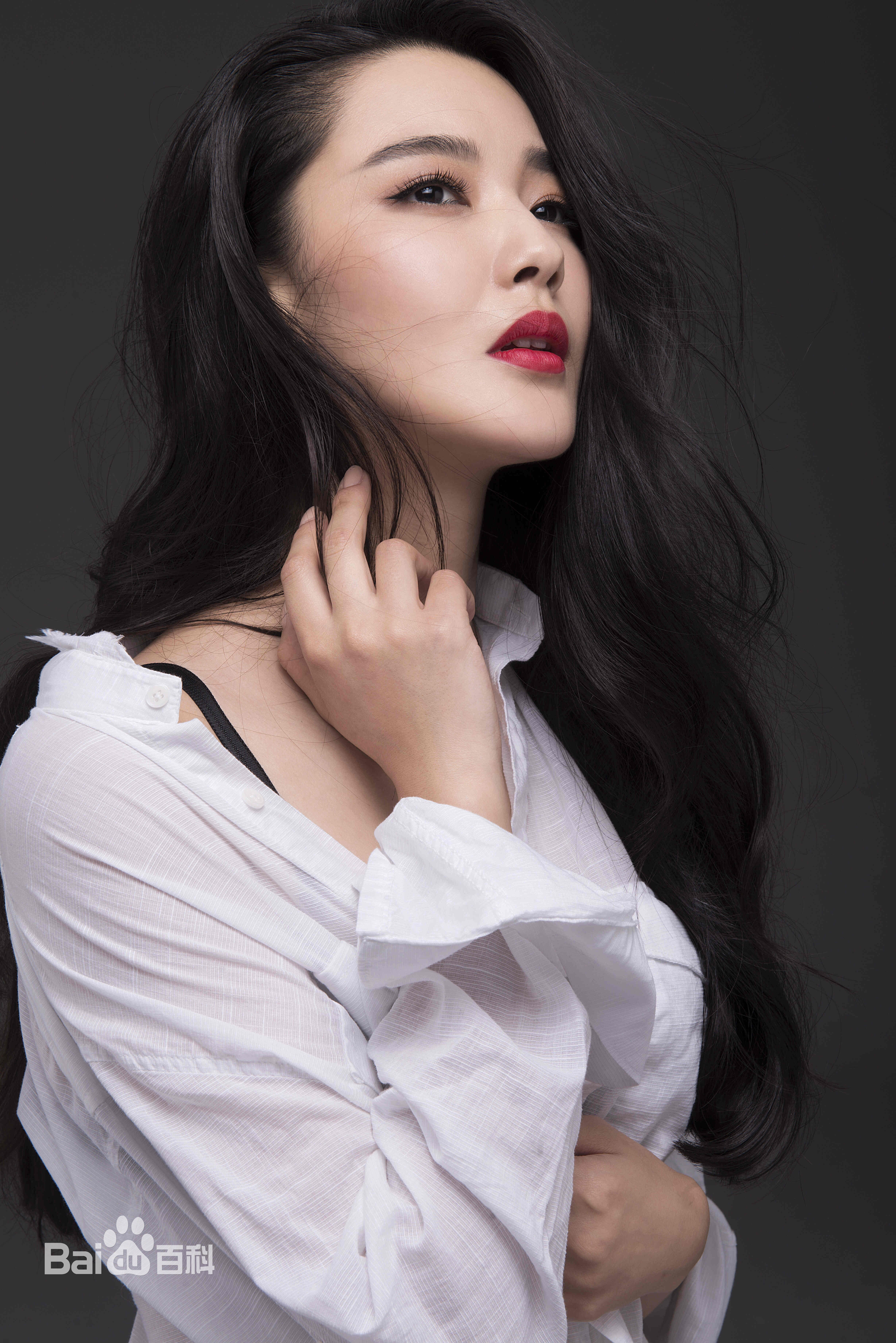 甄琪照片性感图片图集